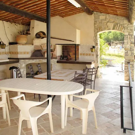 Holiday home Campagne Saint-jean 122s Pierrerue (Alpes-de-Haute-Provence)